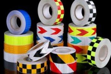 反光產(chǎn)品的特點和用途是什么? 反光產(chǎn)品的特點和用途是什么?