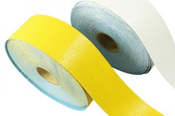 貼地標線膠布的方法-道路預成型標線帶